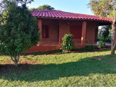Casa quinta para alugar em Cambyretá, Itapúa 4