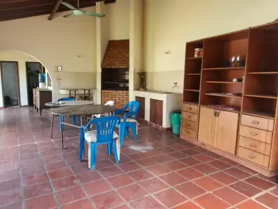 Casa quinta en alquiler en Valle Apua, Lambaré 4