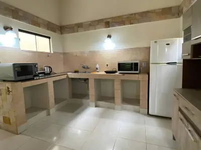 House with pool for temporary rent in San Bernardino 3