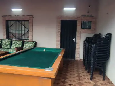Casa quinta en esquina en venta en San Luis 2