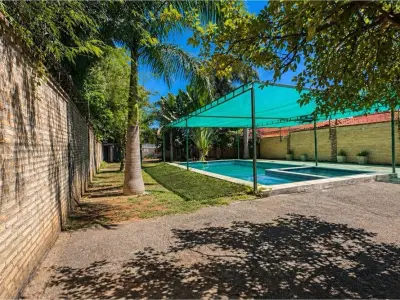 House for sale with pool in Limpio 3
