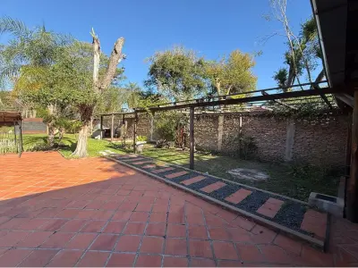 Casa quinta en venta en Areguá, Central 4