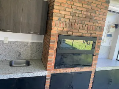 Casa quinta en venta en Areguá con piscina y quincho 4