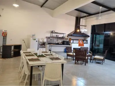 Casa quinta en venta en Barrio Picada, Villa Elisa 2
