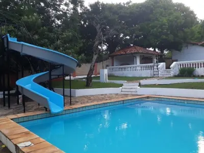 Casa quinta en venta en Itauguá con 4 dormitorios 4