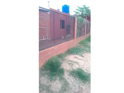 Casa quinta en venta en Julián Augusto Saldívar 4