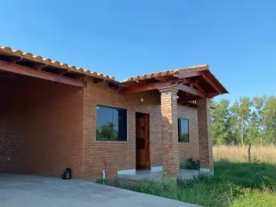 Casa de campo à venda em Pirayú, Paraguarí – 3 quartos, construção nova 3
