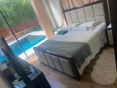 Casa quinta en venta en Puerta del Lago, San Bernardino 3