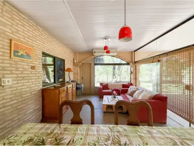 Casa com quintal à venda em Villeta, Central 3