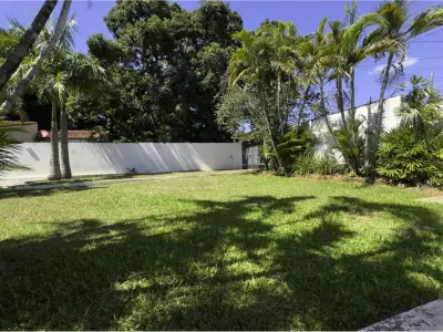 House with large lot for sale in Ycuá Duré, Luque 3