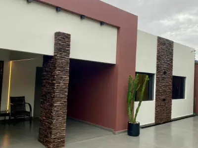 Fully remodelled house for sale in Mburucuja, Ciudad del Este 2