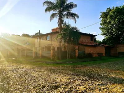 Casa residencial de lujo en venta en Lambaré, Yacht 2