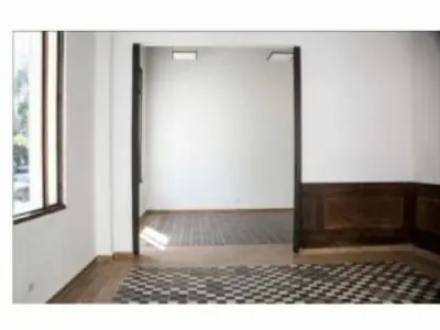 Casa restaurada para escritórios à venda no Bairro Catedral, Assunção 2