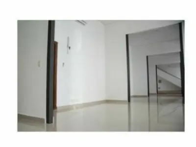 Casa restaurada para escritórios à venda no Bairro Catedral, Assunção 3