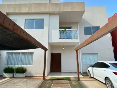 Casa semi amoblada en venta en Cuarto Barrio, Luque 4