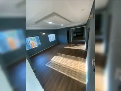 Casa semiamoblada en venta en Área 1, Ciudad del Este — 430 m² 3