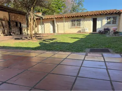 4-bedroom house with back apartment for sale in Sajonia, Asunción — near CEPB school 2