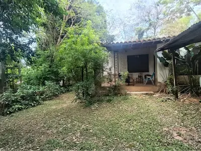 Casa e terrenos à venda em Corumbá Cué, Mariano Roque Alonso 4