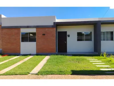 Chalé novo para alugar em Arasy 1, Areguá 3