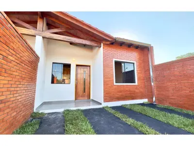 Chalet a estrenar en venta de 2 dormitorios en Cañadita 3