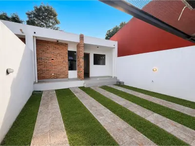 Chalet a estrenar en venta en Luque, Marin Ka'aguy 2
