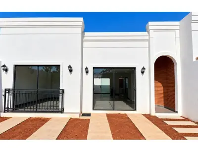Chalet a estrenar en venta en Yka'a, Luque 3