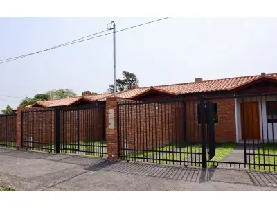 Chalet de 2 habitaciones a estrenar en venta en Limpio 4