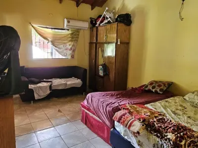 Chalet en venta en Mariano Roque Alonso, Arecaya 4