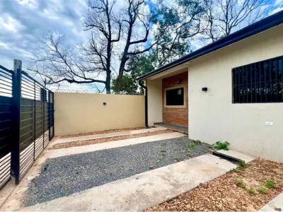 Casa à venda em San Lorenzo, Barrio Lérida 4