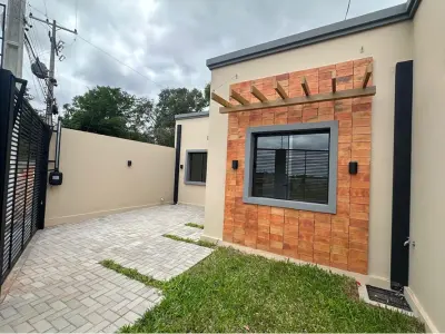 Chalé minimalista novo à venda em Villa Elisa 4