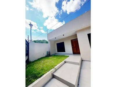 Chalet moderno en venta en Itapuamí I, Luque 3