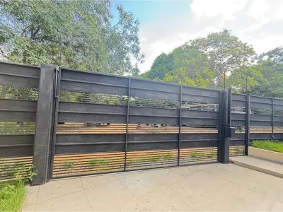 Chalet moderno en venta en Itapuamí I, Luque 4