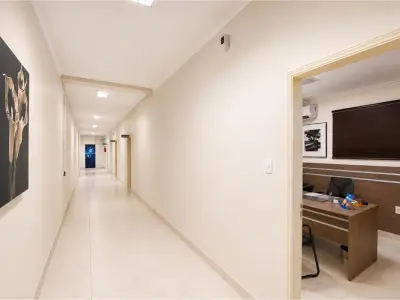 Equipped clinic for rent in Fernando de la Mora 4