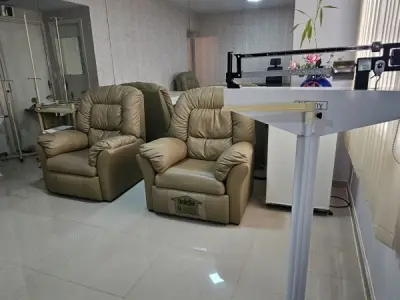 Consultório mobiliado para alugar no Edifício Coomecipar, Assunção 4