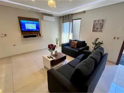 Consultório para alugar em Villa Ofelia, Fernando de la Mora 3