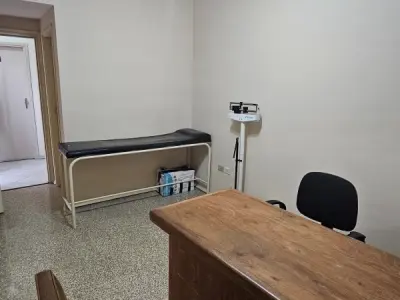 Consultorio equipado en alquiler en Edificio Coomecipar, Asunción 4