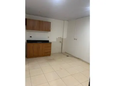 Apartamento 1 dormitório à venda em Fernando de la Mora 4