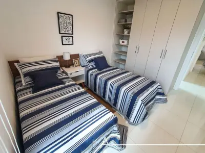 Departamento 2 dormitorios amoblado en venta en Surubi'y 4