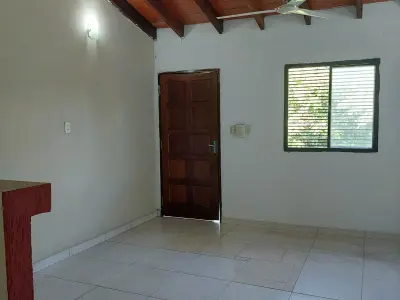 Apartamento 2 quartos para alugar em San José, Villa Elisa 3