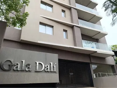 Apartamento mobiliado para alugar no Barrio Jara 2