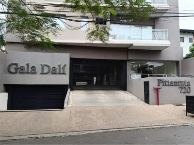 Apartamento mobiliado para alugar no Barrio Jara 3