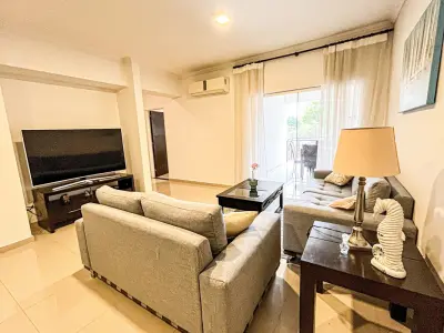 Apartamento mobiliado para alugar em Carmelitas 2