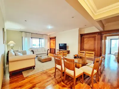 Apartamento mobiliado para alugar no Edif. Santa María 3