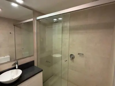Apartamento mobiliado para alugar em edifício na Av. Santa Teresa, Assunção 4