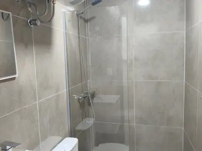 Departamento amoblado en alquiler en Mariano Roque Alonso 4