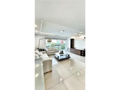 Furnished apartment for sale in San Jorge, Asunción 4
