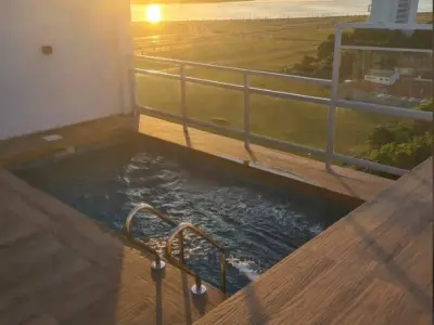 Apartamento com vista para o rio Paraná no Edifício Victoria Apart & Suites, Barrio Obrero, Encarnação 3