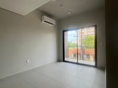 Apartamento de 1 quarto com varanda no Campo Grande, Luque 4