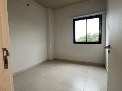 Apartamento de 1 quarto com piscina e vaga de garagem em Estanzuela, Fernando de la Mora 2