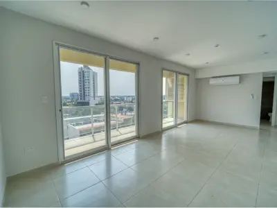Departamento de 2 dormitorios amoblado en venta en Ycuá Satí 4